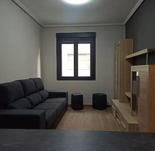 Apartamento Reformado 3º *