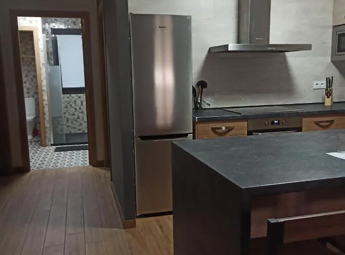 Apartamento Reformado 3º *